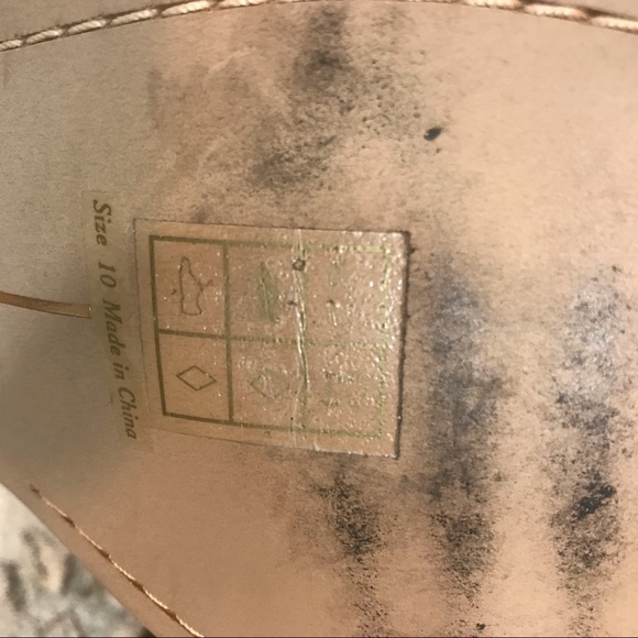 Dolce Vita perforated wedge peep toe heels - Picture 7 of 8